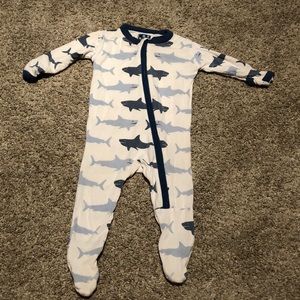 Kickee pants zip footie